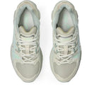 GEL-Nimbus 9 - Bege com Branco