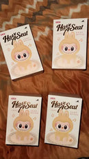 Pelúcia Labubu Bear Labubu Pop Mart Pequeno Pelúcia – Amarela Elegante