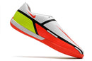 Chuteira React Phantom GT Pro – Futsal Elegante