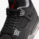 Air Jordan 4 Bred – Reimagined Clássico
