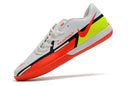 Chuteira React Phantom GT Pro – Futsal Elegante