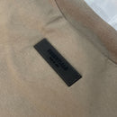 Camiseta Fear Of God Essentials Desert – Taupe Exclusivo