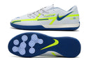 Chuteira React Phantom GT Pro – Futsal Elegante