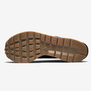 Sacai x VaporWaffle Black and – Gum Clássico